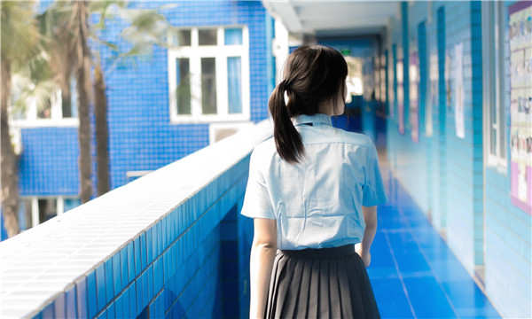 龙圩如何找到一个可以帮助我生孩子的女人？